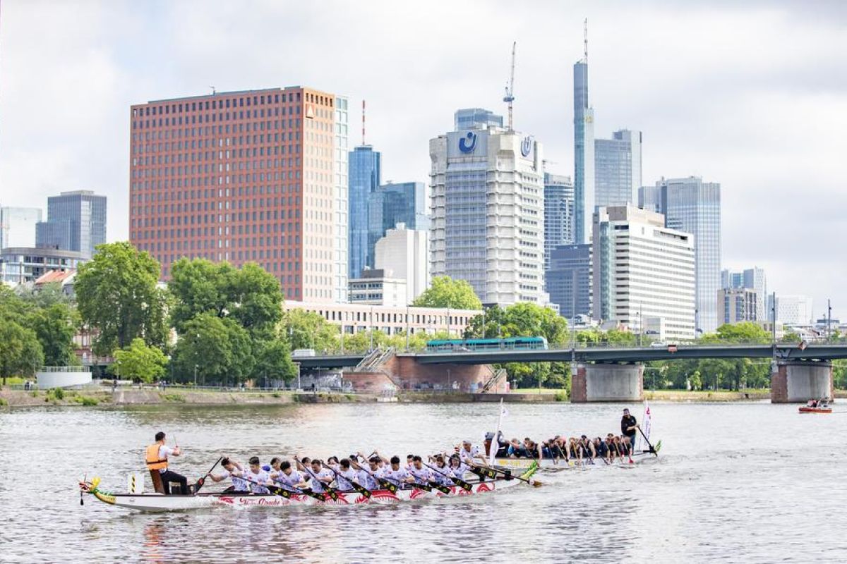 Festival perahu naga di Frankfurt hadirkan semarak budaya China